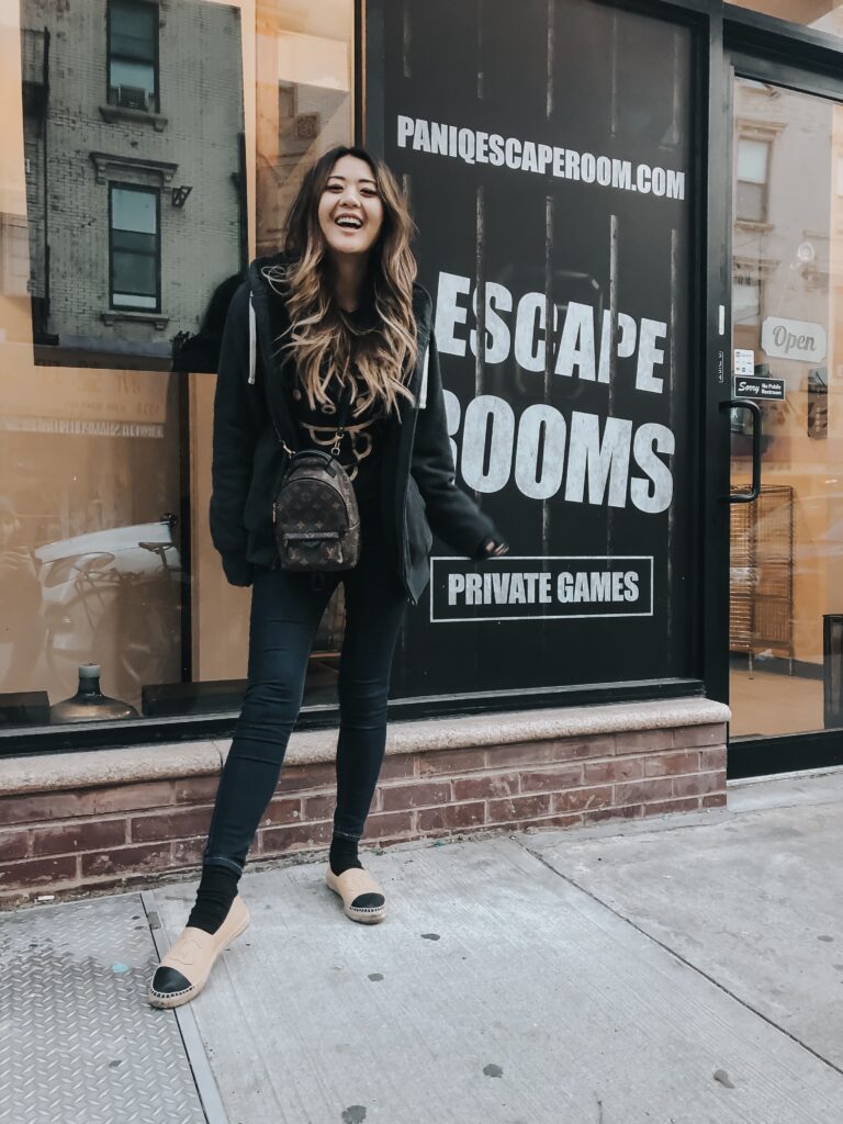 Escape rooms are such a good corporate team building activity. Read more about blogger, Demi Bang, doing an escape room at PanIQ Room in New York City.