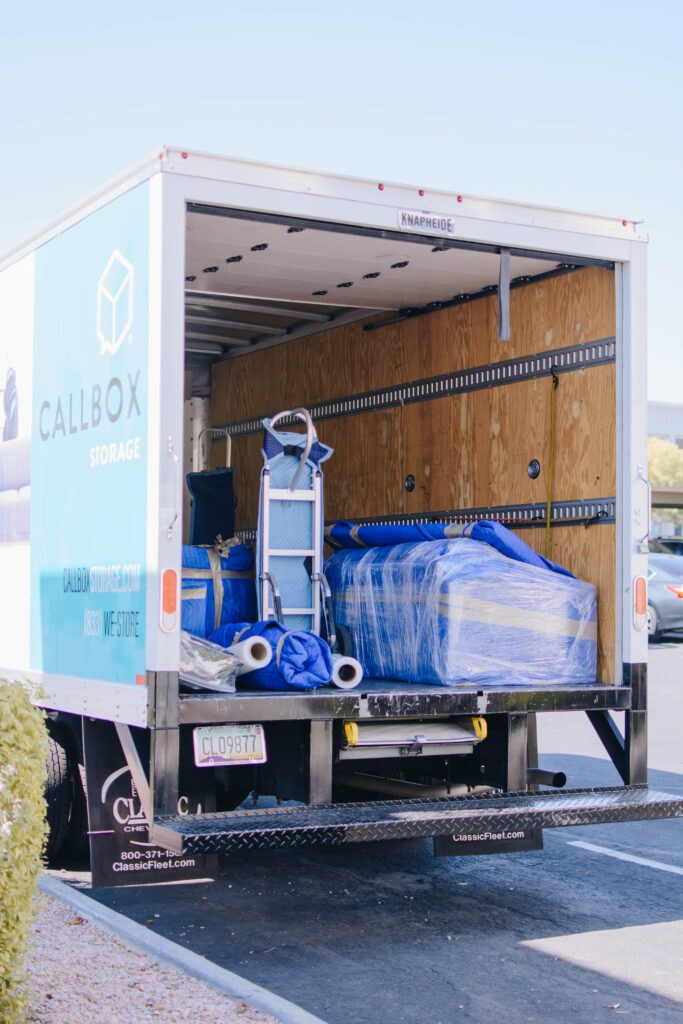 Full-service moving and storage in Arizona Callbox Storage.