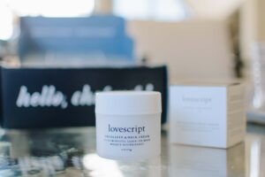 Lovescript Deécolleté & Neck Creame Leave-On Mask