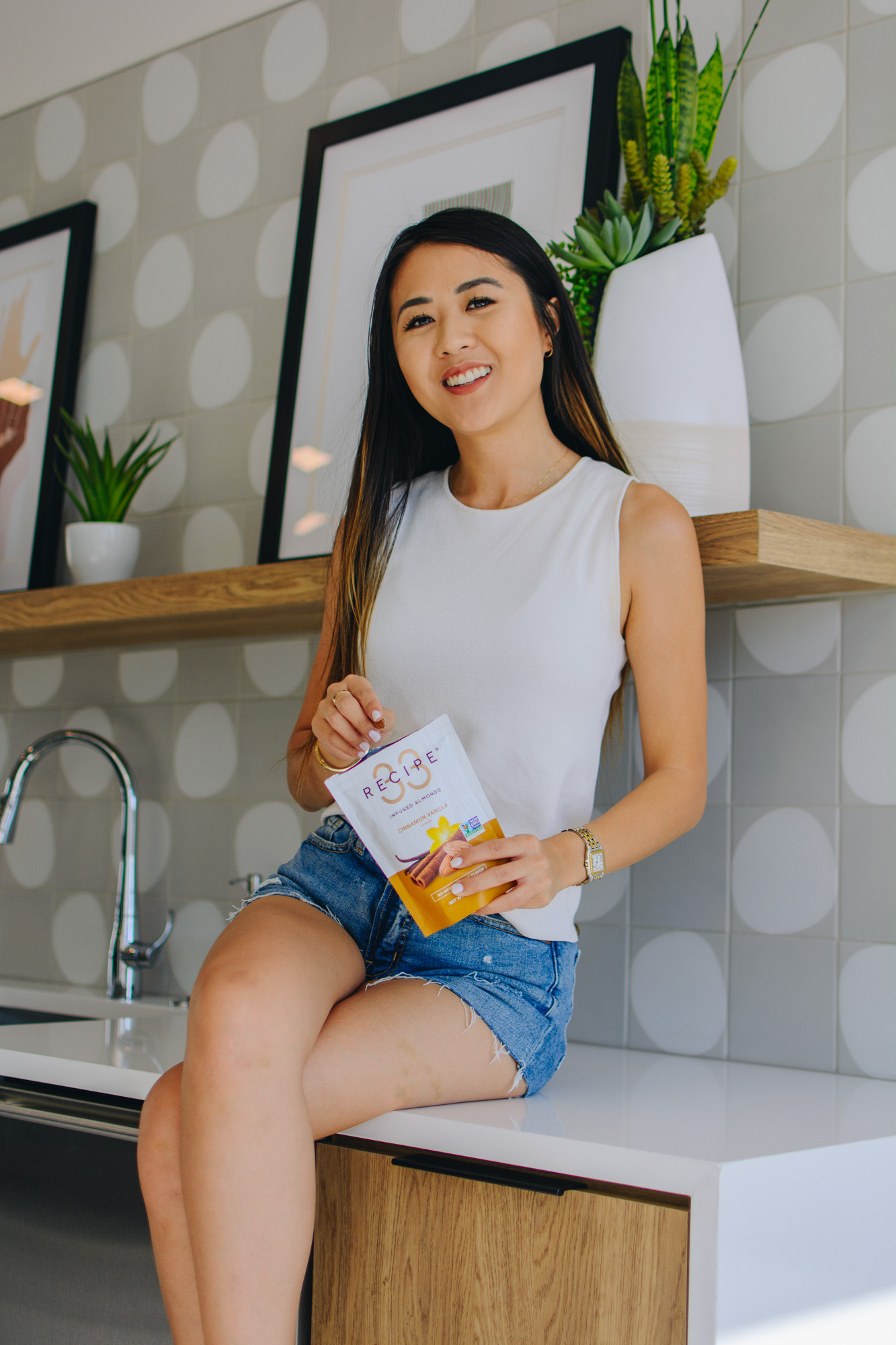 Lifestyle blogger Demi Bang shares mess-free infused almonds snack called Recipe 33 as an easy snack for the summer.