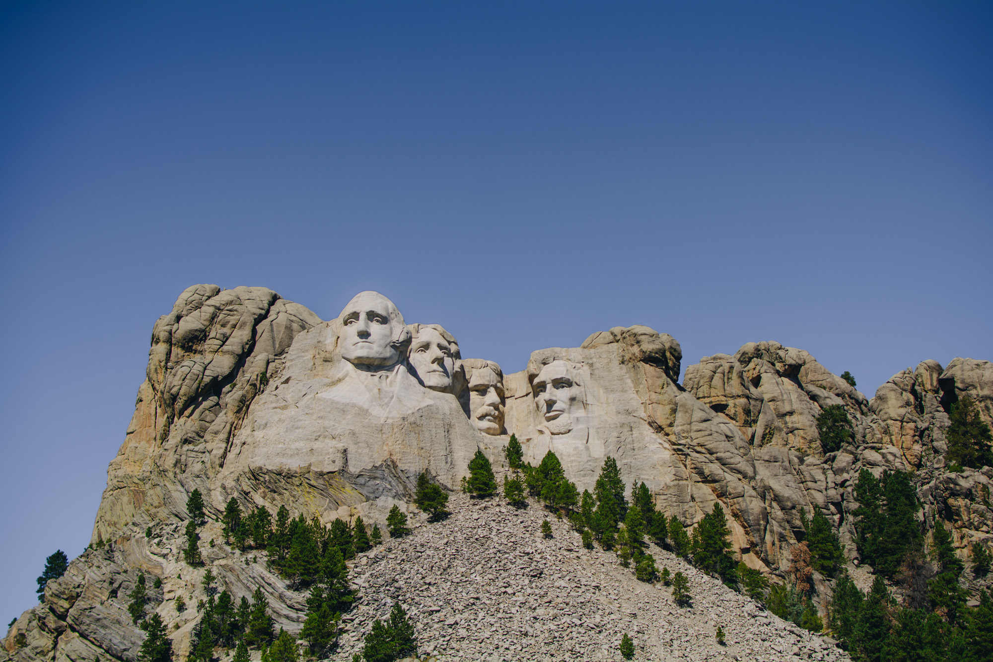 Arizona lifestyle influencer Demi Bang visits the four Presidents' head on Mount Rushmore.