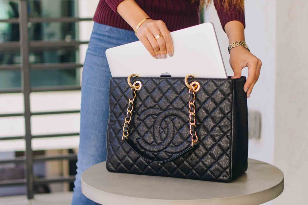 New Work Bag: Chanel GST Review | Demi Bang