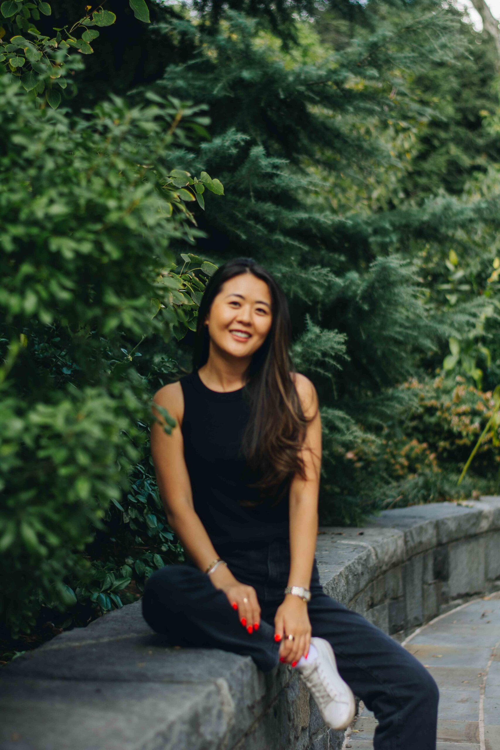 Demi Bang is an Arizona blogger that moved to New York City.